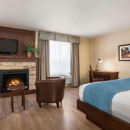 Days Inn By Wyndham Lévis Екстериор снимка