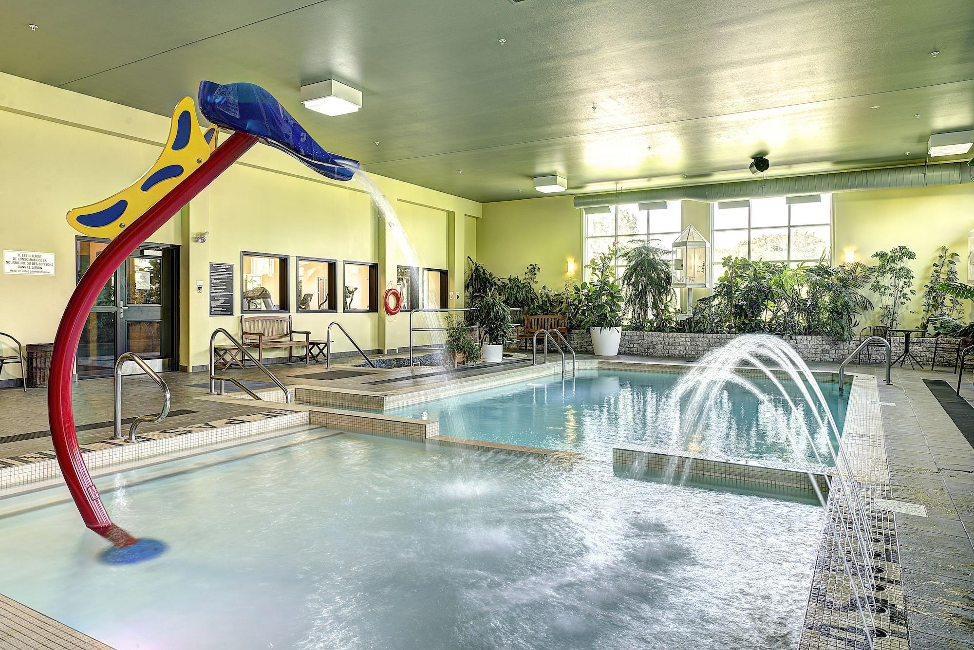 Days Inn By Wyndham Lévis Екстериор снимка