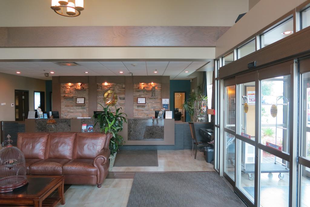 Days Inn By Wyndham Lévis Екстериор снимка
