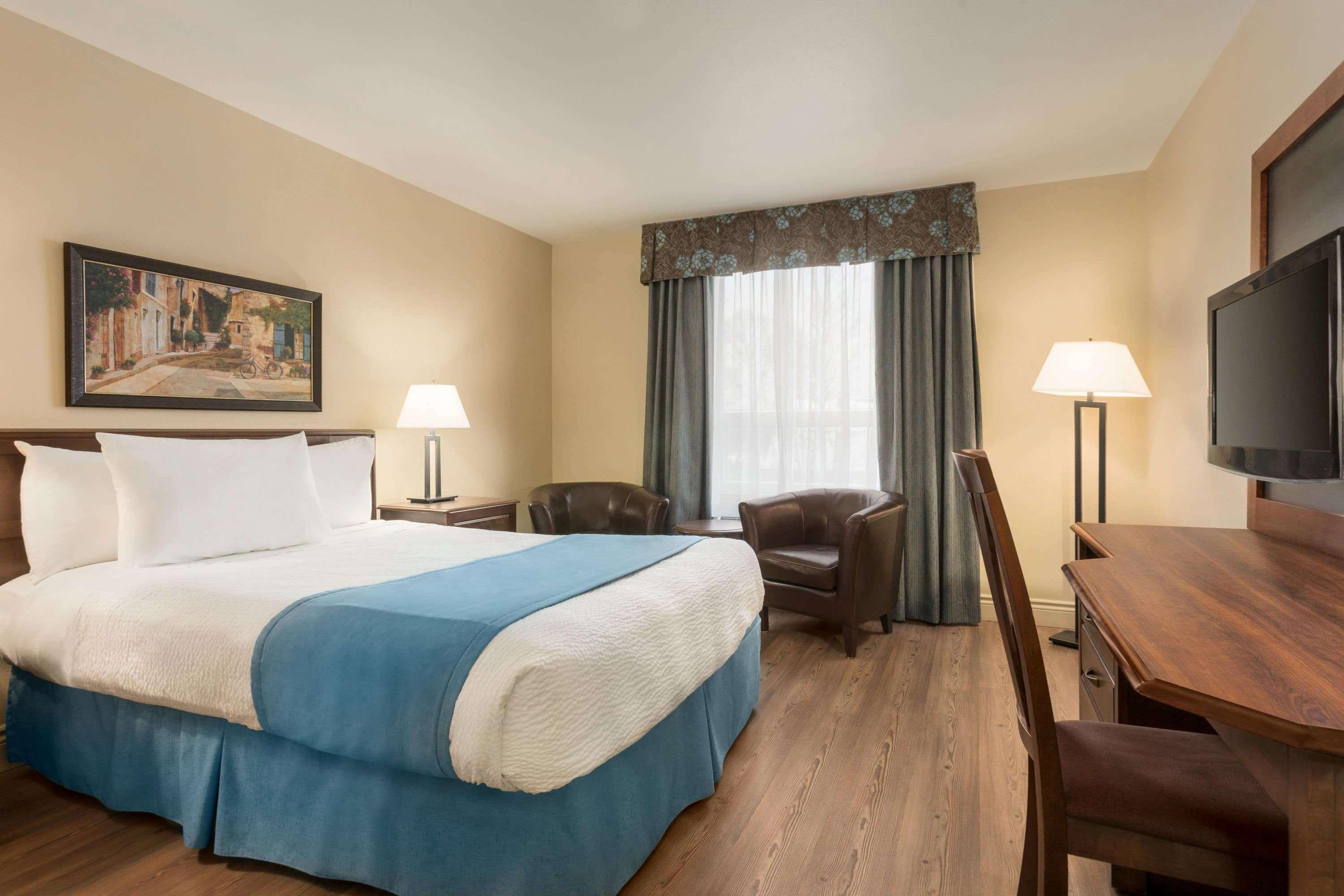 Days Inn By Wyndham Lévis Екстериор снимка